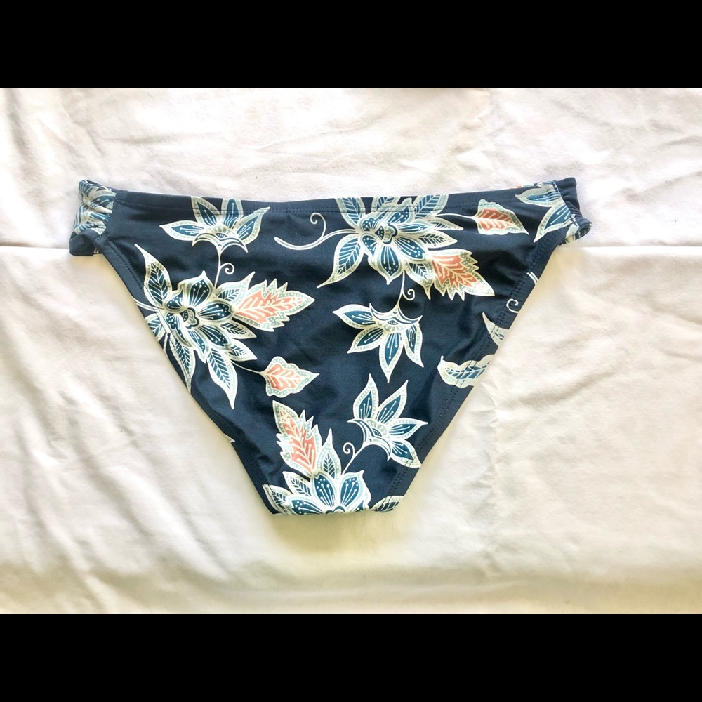 Carve Designs Cardiff Bikini Bottoms Batik Floral Size S Swimwear - Picture 6 of 6